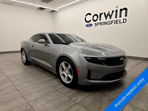 Used 2023 Chevrolet Camaro LT RWD image 6