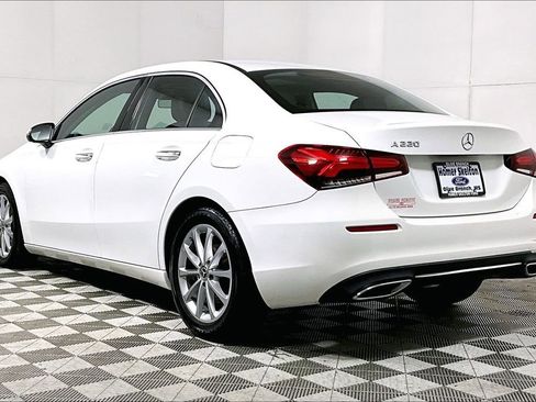 Used 2020 Mercedes-Benz A 220 image 11