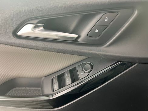 New 2026 Chevrolet Equinox LT w/ Convenience Package II image 26