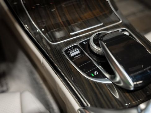 Used 2019 Mercedes-Benz C 300 4MATIC Cabriolet w/ Multimedia Package image 54