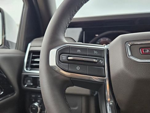 New 2026 GMC Yukon XL Elevation image 12