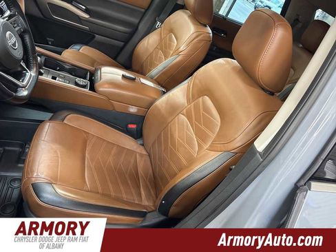 Used 2022 Nissan Pathfinder Platinum w/ Cargo Package image 12