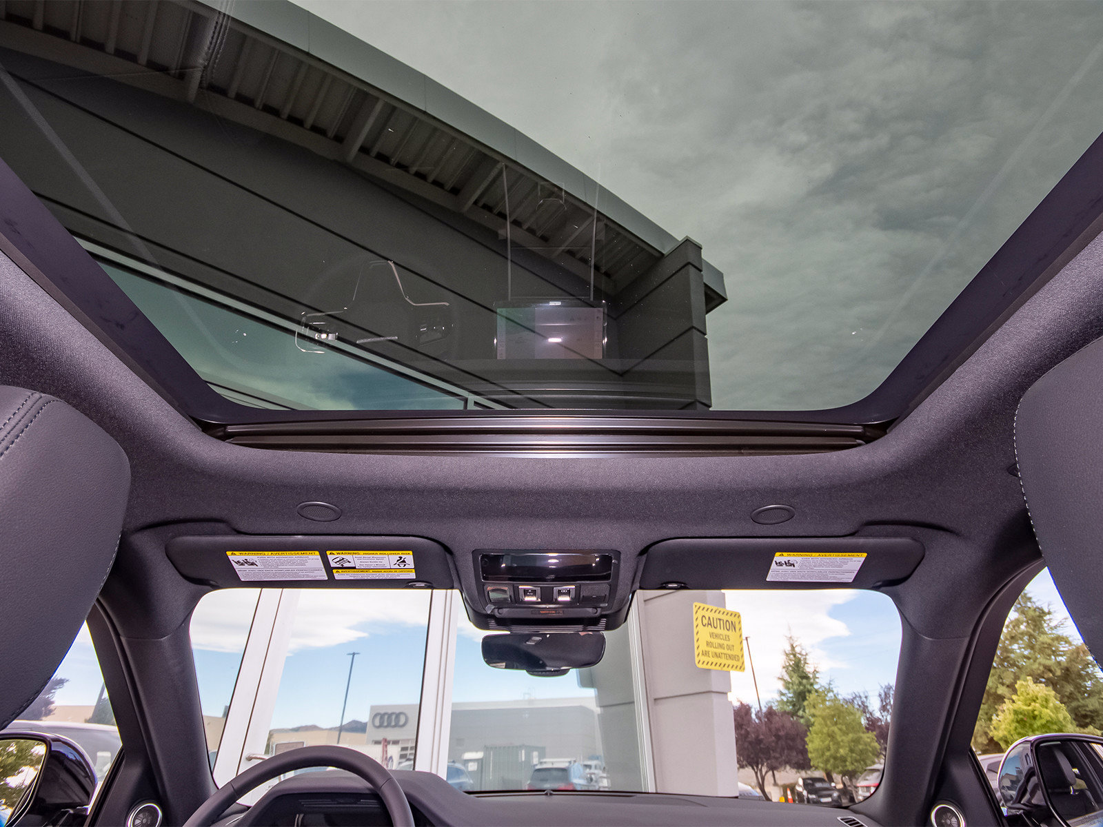 New 2026 Land Rover Range Rover Evoque S AWD/4WD image 49