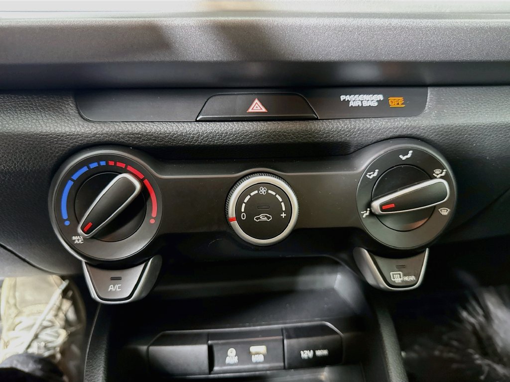 Used 2018 Kia Rio S FWD image 15