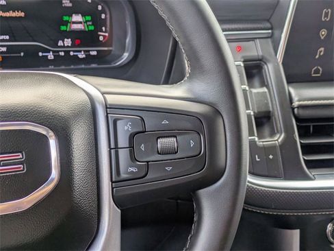 Used 2023 GMC Yukon SLT image 19