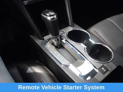 Used 2017 Chevrolet Equinox LT AWD/4WD image 11