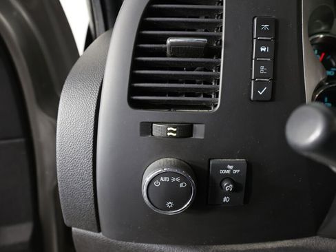 Used 2012 GMC Sierra 2500 SLE w/ SLE Preferred Package image 32