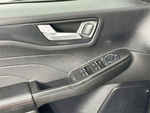 Used 2023 Ford Escape ST-Line Select image 24