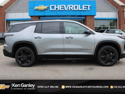 New 2027 Chevrolet Traverse LT w/ Midnight/Sport Edition