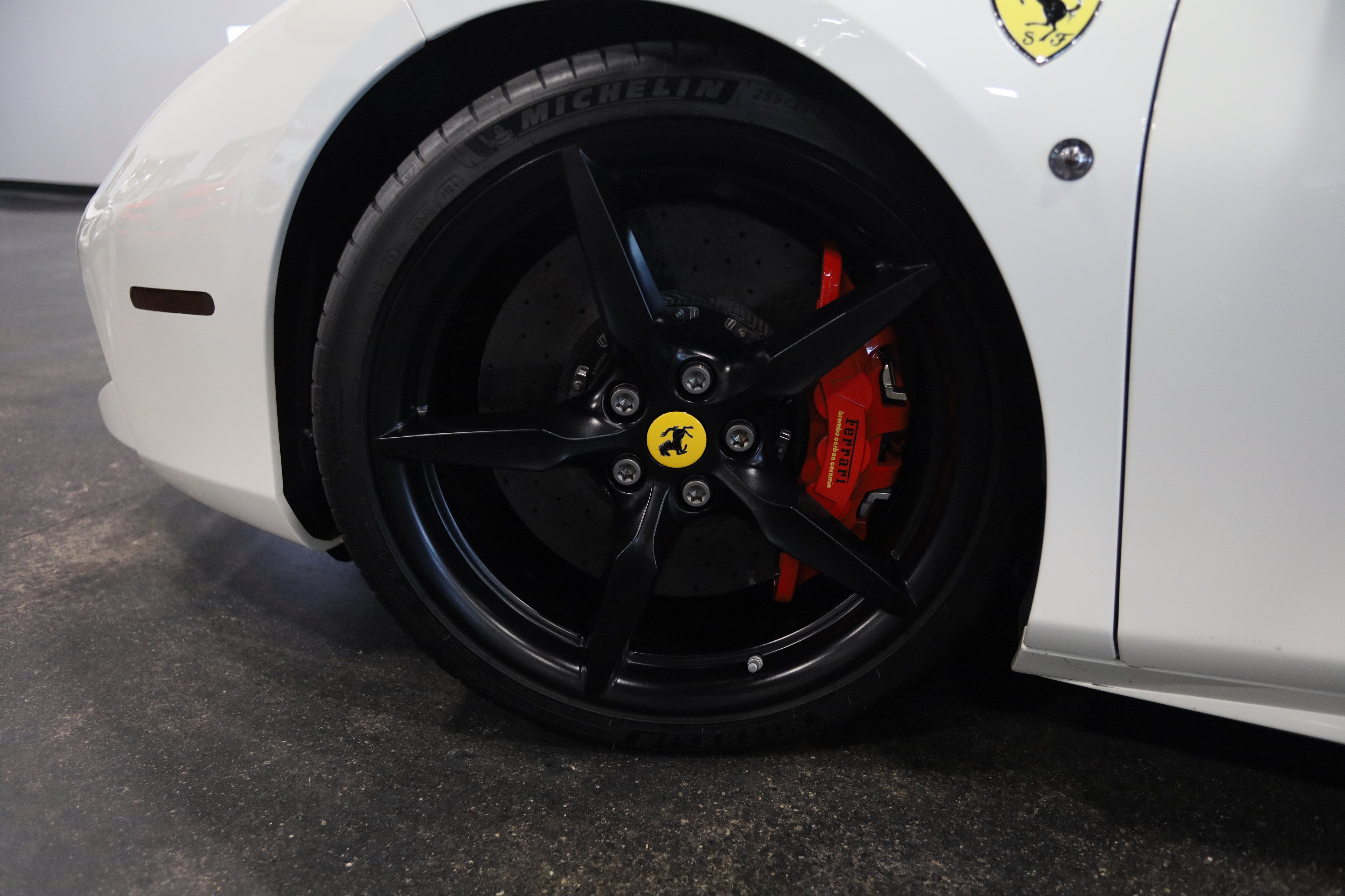 Used 2016 Ferrari 488 GTB RWD image 14