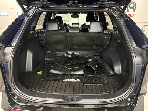 Used 2021 Toyota RAV4 XSE image 17