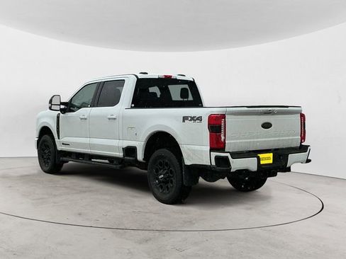 Used 2025 Ford F350 Lariat w/ Black Appearance Package image 3