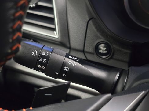 Used 2019 Subaru Crosstrek 2.0i Limited w/ Moonroof Package w/Navigation image 40