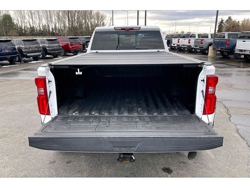 Used 2024 Chevrolet Silverado 3500 High Country w/ Technology Package image 11