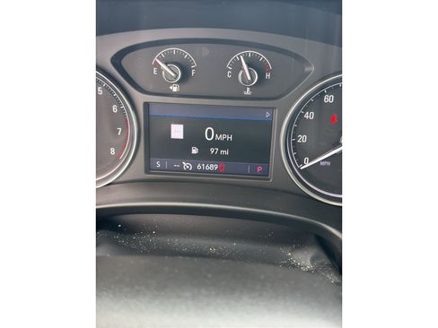 Used 2020 Buick Enclave Essence w/ Sound and Sites Package FWD image 6