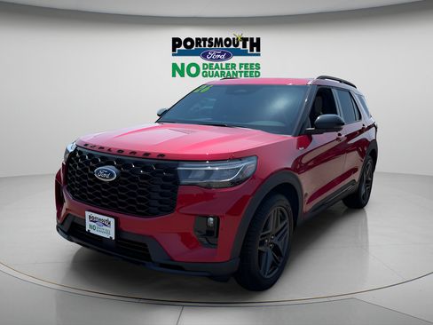 Used 2026 Ford Explorer ST-Line w/ ST-Line Street Pack AWD/4WD image 16