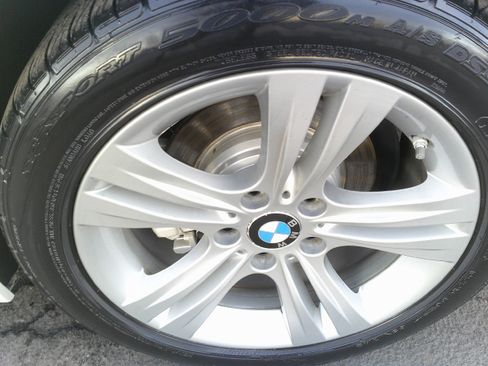 Used 2017 BMW 330i xDrive xDrive image 19