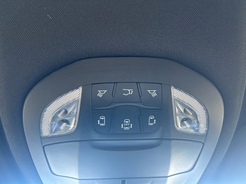 New 2026 Chrysler Voyager LX image 35