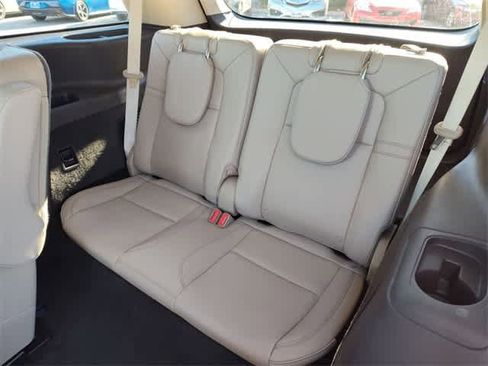 Used 2024 Lincoln Aviator AWD w/ Premium Package image 11