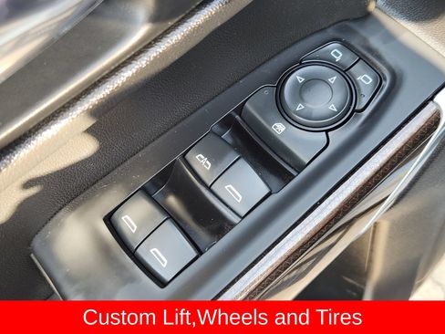 Used 2021 Chevrolet Silverado 1500 LT w/ Texas Edition Plus AWD/4WD image 30