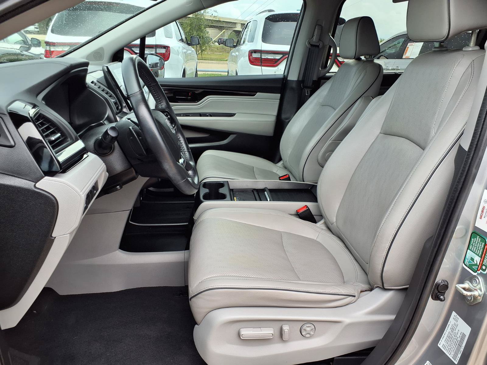 Used 2021 Honda Odyssey Elite image 25
