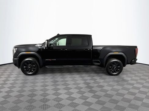 Used 2026 GMC Sierra 3500 AT4 AWD/4WD image 4