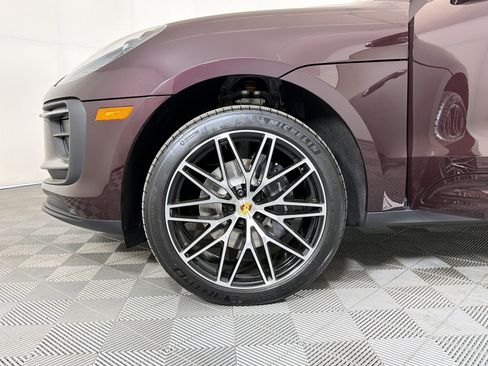 New 2026 Porsche Macan image 14