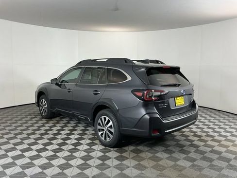 Used 2024 Subaru Outback Premium w/ Popular Package #1A AWD/4WD image 7