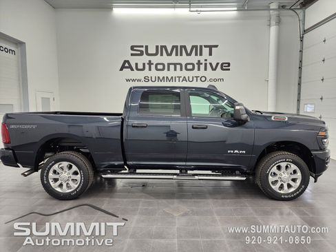 New 2026 RAM 2500 Big Horn AWD/4WD image 1