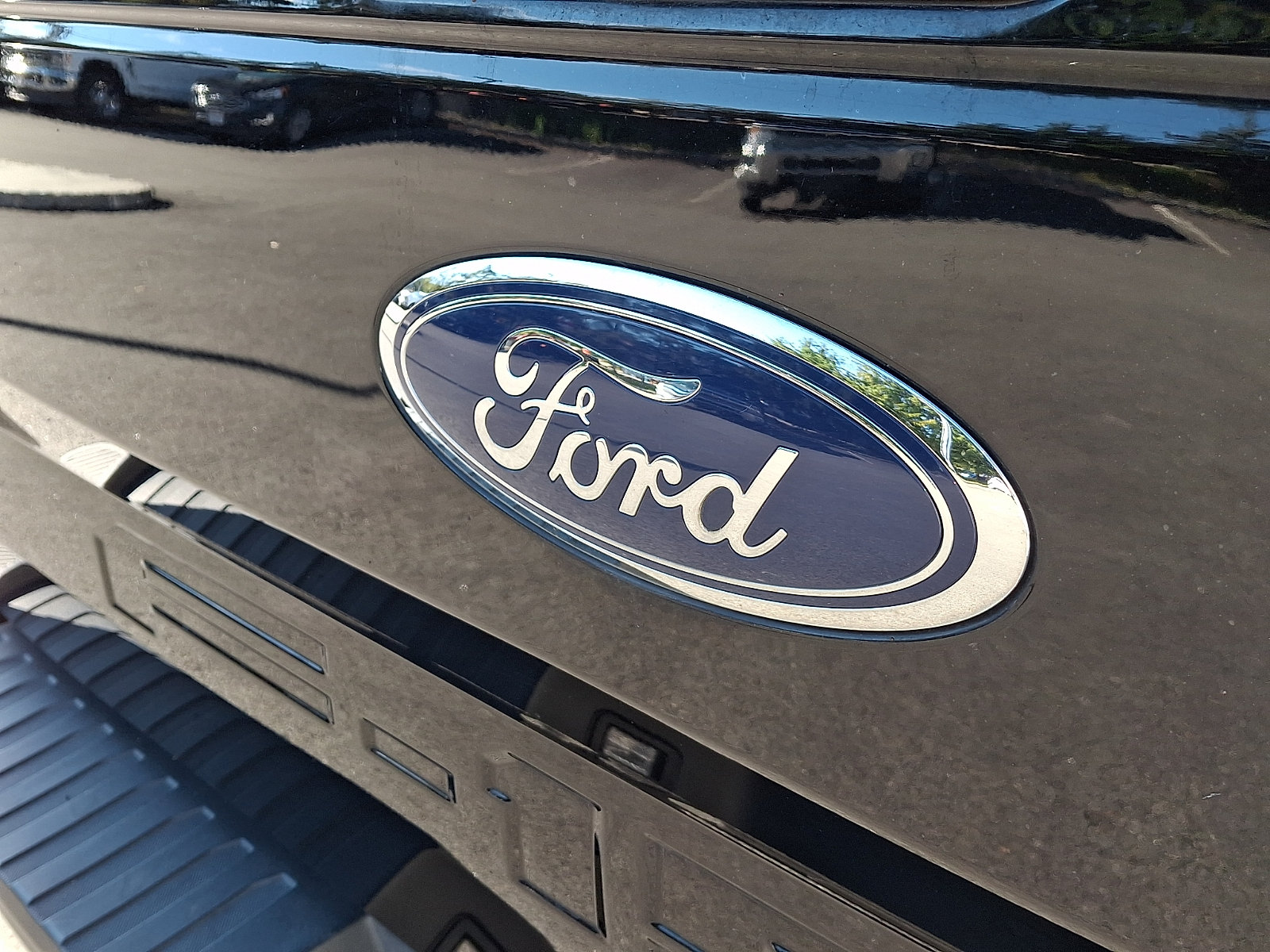 Used 2020 Ford F150 XLT w/ Equipment Group 302A Luxury AWD/4WD image 31