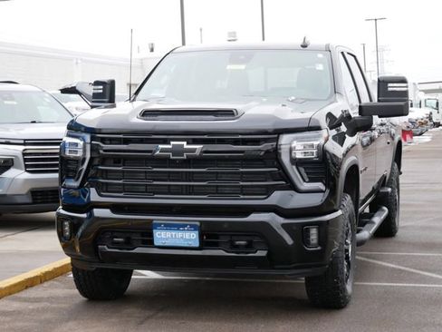 Certified 2024 Chevrolet Silverado 3500 LTZ w/ LTZ Plus Package image 3