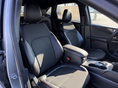 Used 2024 Ford Escape ST-Line image 41