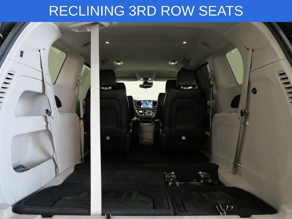 Used 2024 Chrysler Pacifica Touring-L FWD image 29