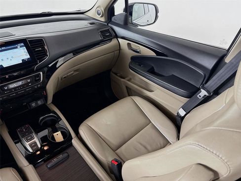Used 2022 Honda Pilot Touring image 26
