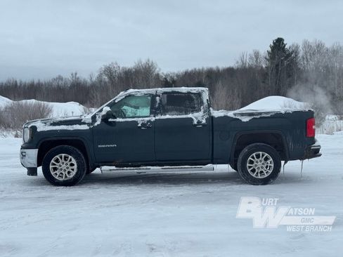 Used 2017 GMC Sierra 1500 SLE w/ SLE Value Package image 3