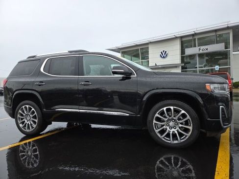 Used 2023 GMC Acadia Denali w/ Denali Technology Package AWD/4WD image 1