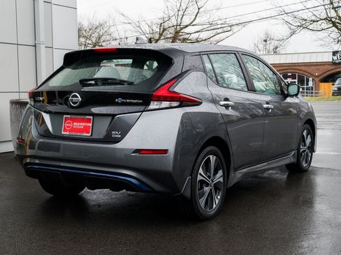 Used 2022 Nissan Leaf SV Plus image 6