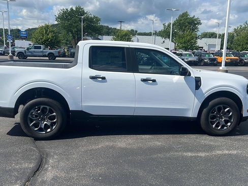 Used 2025 Ford Maverick XLT w/ XLT Luxury Package AWD/4WD image 4