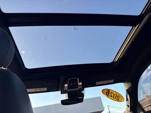 Used 2026 RAM 1500 Laramie w/ Night Edition image 31