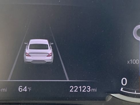 Used 2025 Genesis G70 2.5T image 40