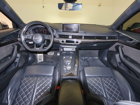 Used 2018 Audi S4 Premium Plus w/ Navigation Package image 27