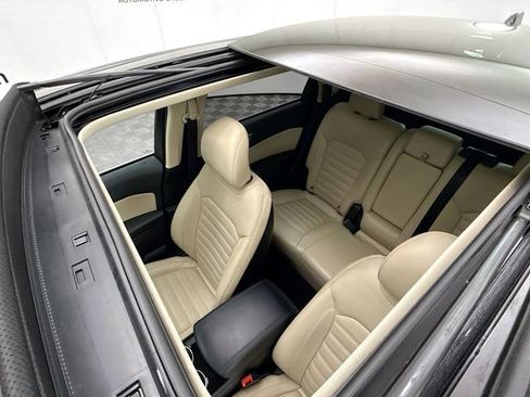 Used 2018 Ford Edge SEL w/ Equipment Group 201A image 22