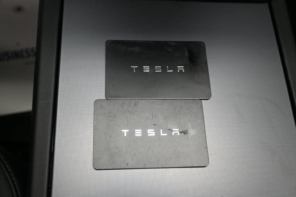 Used 2024 Tesla Model 3 Standard Range RWD image 23