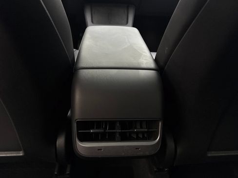 Used 2023 Tesla Model Y Long Range AWD/4WD image 72