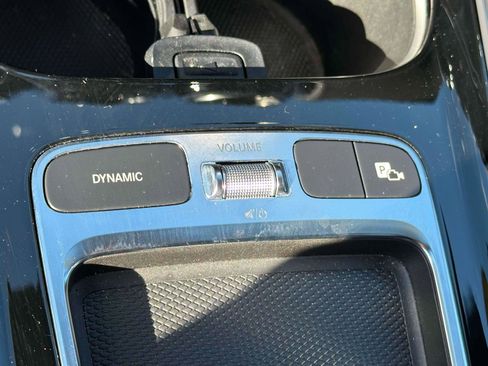 Certified 2025 Mercedes-Benz GLA 250 4MATIC image 26