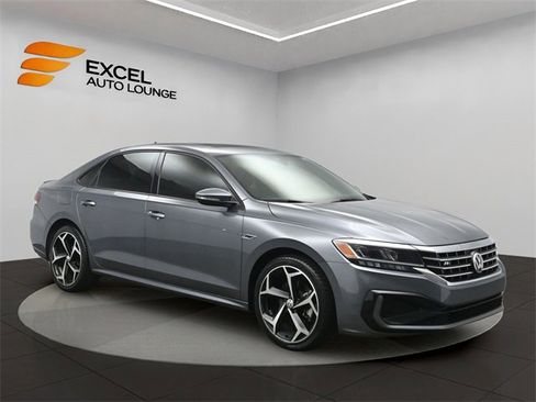Used 2021 Volkswagen Passat 2.0T R-Line image 7