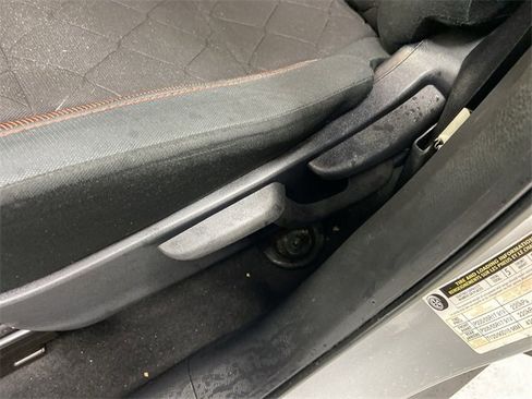 Used 2019 Nissan Kicks SR image 21