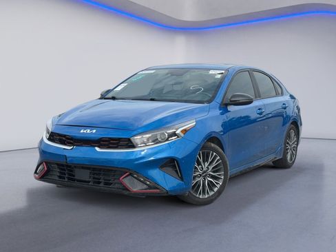 Used 2023 Kia Forte GT-Line w/ GT-Line Premium Package FWD image 2