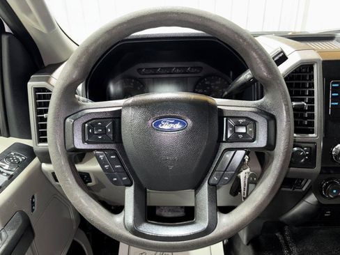 Used 2019 Ford F250 XL w/ Power Equipment Group AWD/4WD image 18