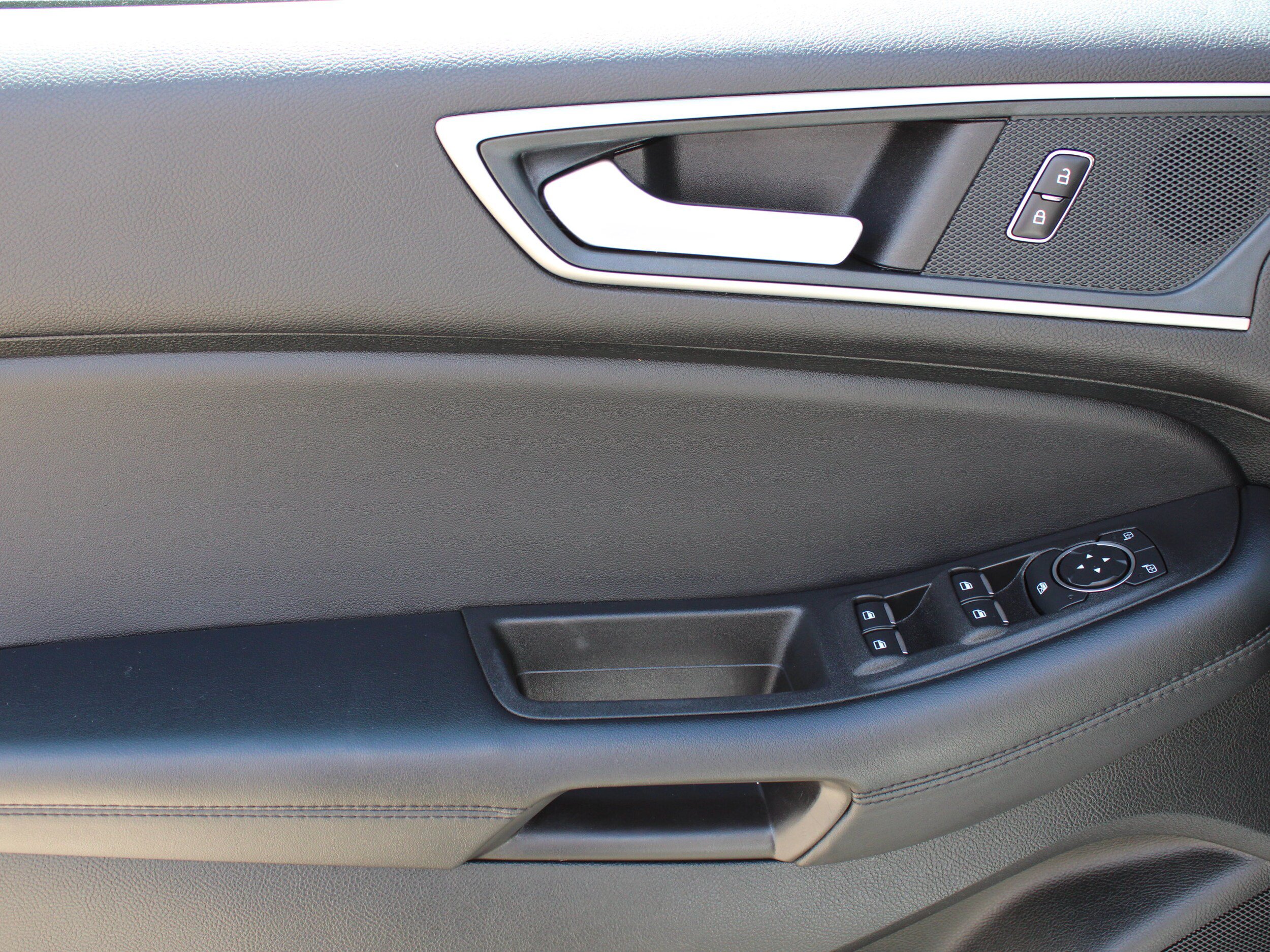 Used 2024 Ford Edge SEL w/ Convenience Package AWD/4WD image 33